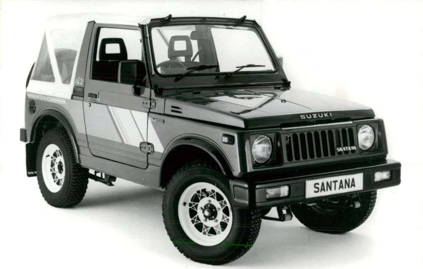 Santana SJ410 для Великобритании: шильд SANTANA на бампере