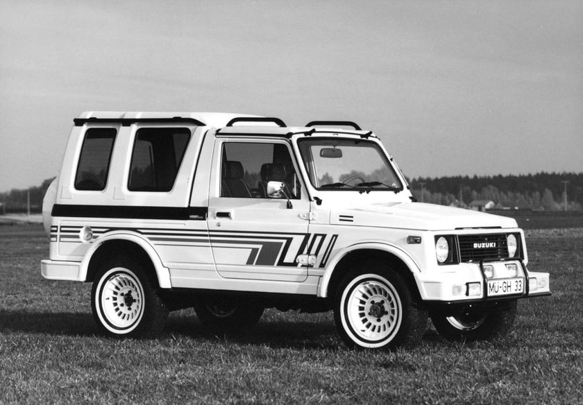 Haslbeck Suzuki SJ413 Long (Германия): остеклённый удлинённый верх, полосы