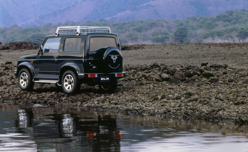JB32 Sierra «Elk» (1995–98): бокс запаски с лосем, алюминиевый багажник
