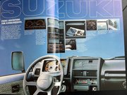 Starke Ausstattung: торпедо, приборы и салон