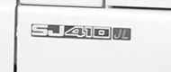 Шильдик SJ410 JL на крыле