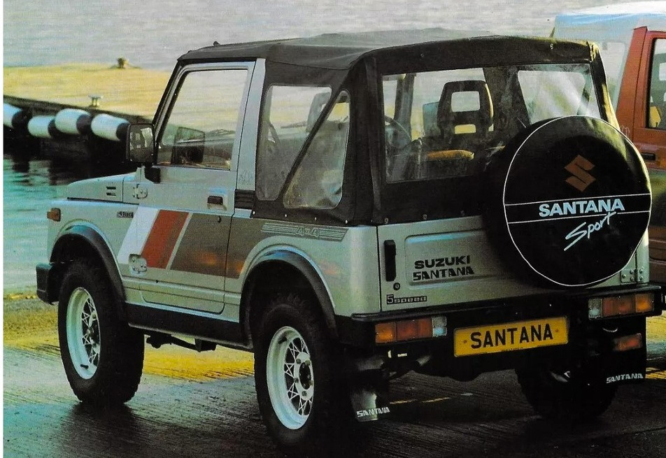Синий Santana SJ410 Sport: полосы на доступной задней части борта