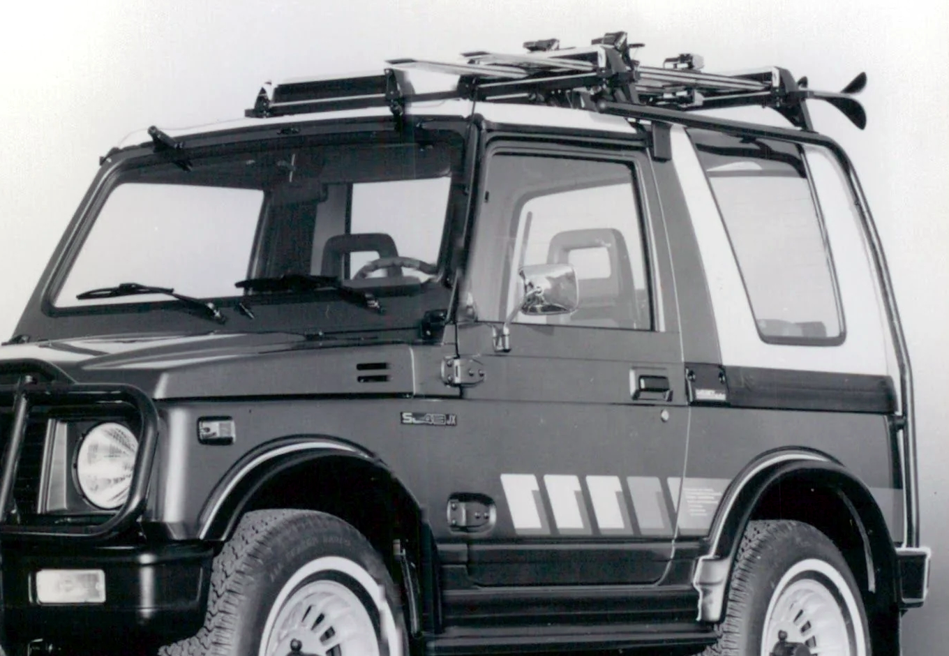 Haslbeck SJ413 M-P 7735, Германия: чёрный каркас с креплением для лыж